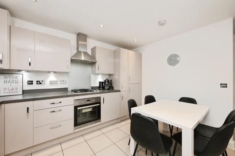 3 bedroom semi-detached house for sale, Highbridge Street, Waltham Abbey