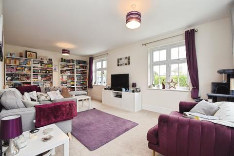 4 bedroom detached house for sale, Wylds Close, Silver End, WITHAM
