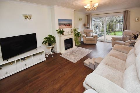 4 bedroom detached house for sale, Barryfields, Shalford, BRAINTREE