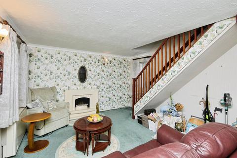 undefined, Derwent Close, Burton-On-Trent