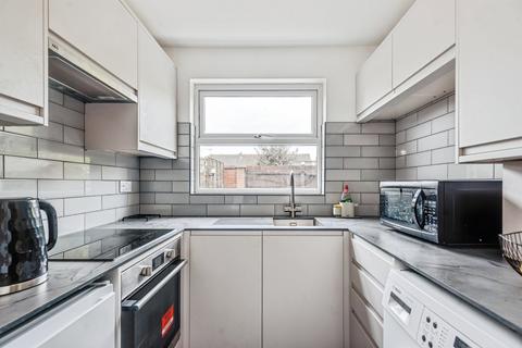 1 bedroom end of terrace house for sale, Glenmore Road, Carterton