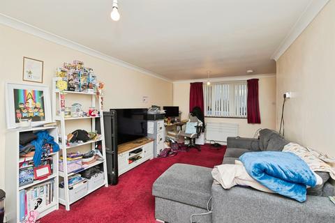 3 bedroom semi-detached house for sale, Dunedin Crescent, Burton-On-Trent