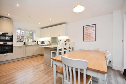 4 bedroom detached house for sale, Humphreys Drive, Coggeshall, Colchester
