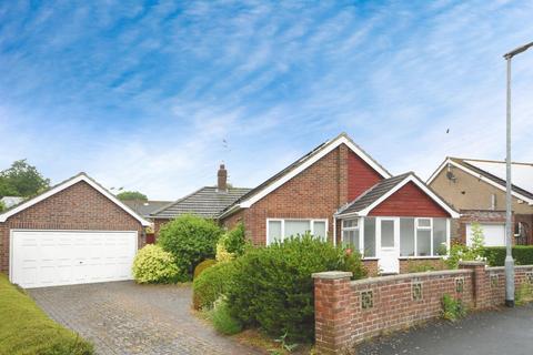 3 bedroom detached bungalow for sale, St. Annes Close, Coggeshall, Colchester