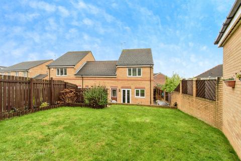 undefined, Checkstone Avenue, CASTLEFORD