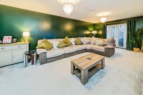 4 bedroom detached house for sale, Mitchell Gardens, Copthorne, Crawley
