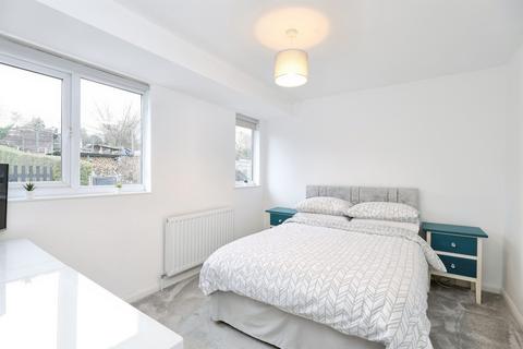 3 bedroom terraced house for sale, Lynton Road, Chesham
