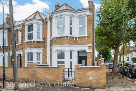 Newton Avenue, London