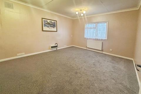 1 bedroom park home for sale, Glen Mobile Home Park, Colden Common, Winchester