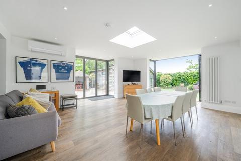 5 bedroom detached house for sale, Boston Gardens, Brentford