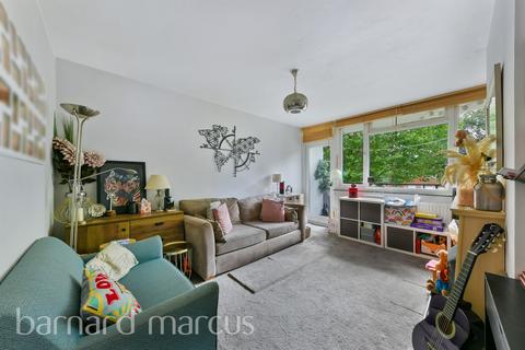 Strathdon Drive, London