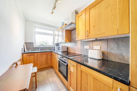2 bedroom apartment for sale, Hamilton Road, London