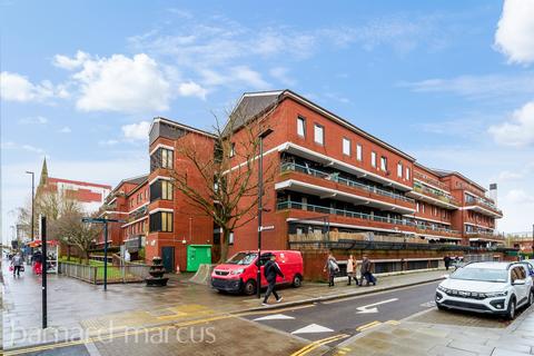 undefined, New Chapel Square, Feltham