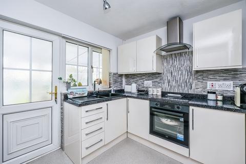 3 bedroom detached bungalow for sale, Tudor Court, Hucknall, Nottingham
