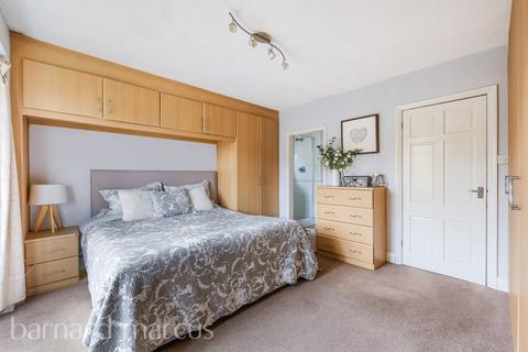 4 bedroom detached house for sale, Rosebery Road, Epsom