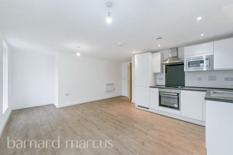 3 bedroom apartment for sale, Cromwell Road, Feltham