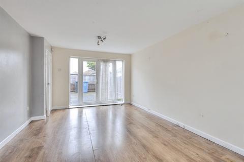 3 bedroom end of terrace house for sale, Barron Close, Kettering