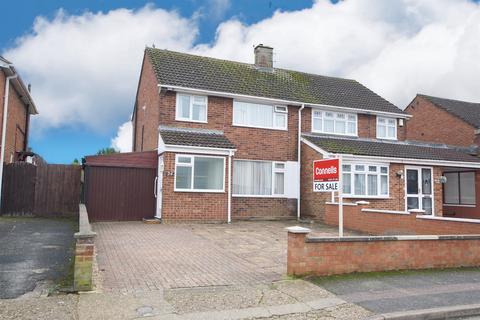 undefined, Russell Way, Leighton Buzzard
