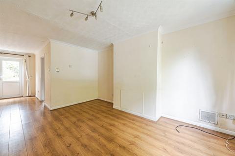 3 bedroom terraced house for sale, Mccartney Walk, Basingstoke