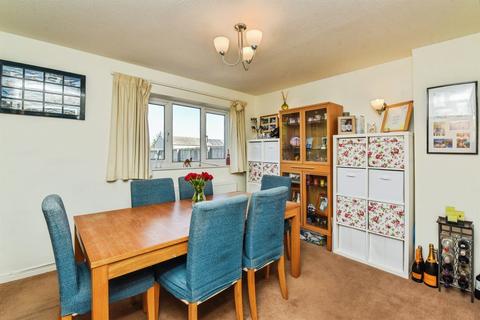 4 bedroom detached house for sale, Nightingale Avenue, FROME