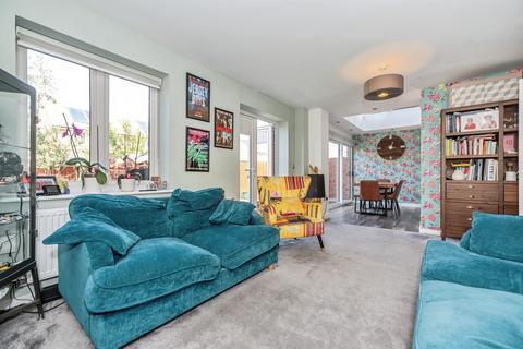 4 bedroom end of terrace house for sale, Grangewick Road, Thurrock, Grays