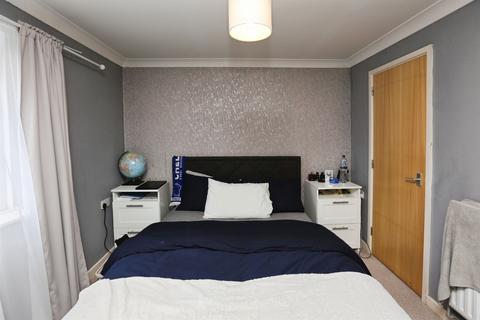 undefined, James Road, Gosport