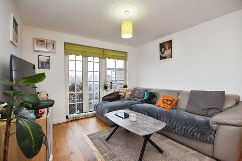 2 bedroom apartment for sale, Market Place, Romford
