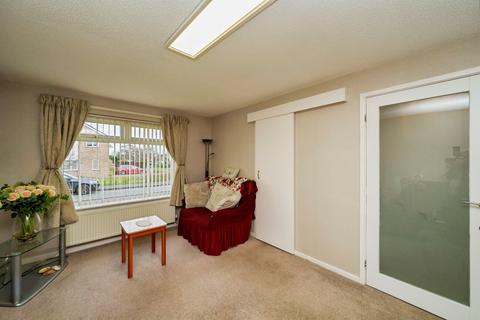 2 bedroom semi-detached bungalow for sale, Heathbank Avenue, Wirral