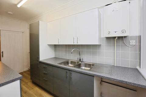 3 bedroom end of terrace house for sale, Eastbourne Avenue, Gosport