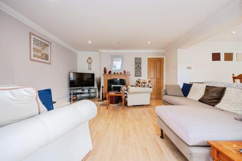 undefined, Dorel Close, Luton