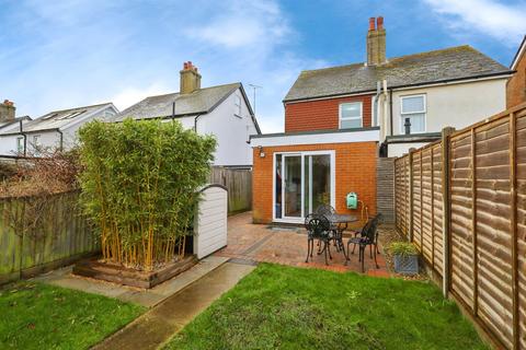 South Road, Hailsham