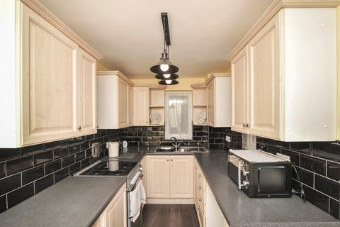 3 bedroom end of terrace house for sale, Dell Close, St. Leonards-On-Sea