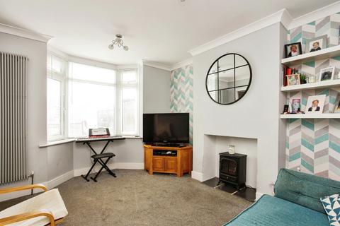 4 bedroom semi-detached house for sale, Farleigh Lane, Maidstone