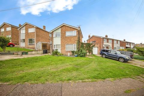 Larksfield Crescent, Harwich