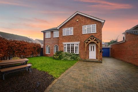4 bedroom detached house for sale, Steeple Close, Wigginton, York