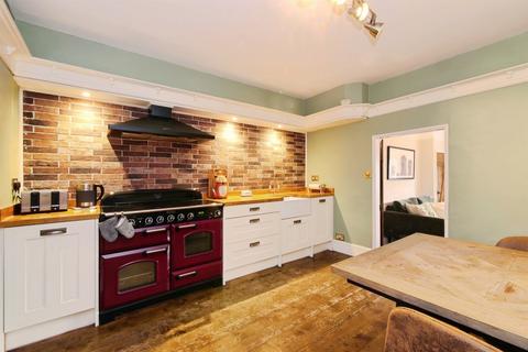 3 bedroom cottage for sale, The Square, Sheriff Hutton, York