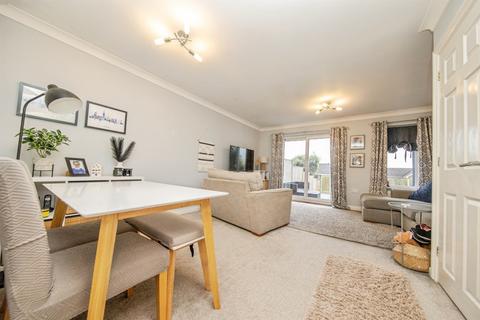 3 bedroom semi-detached house for sale, Gravel Hill Way, HARWICH