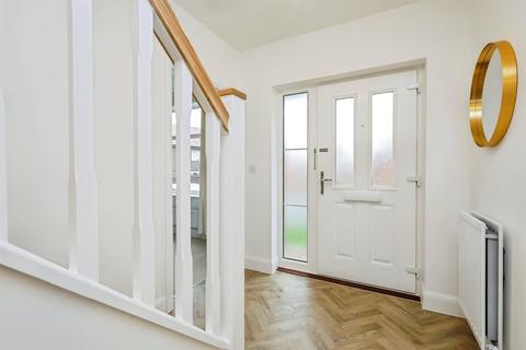 4 bedroom detached house for sale, Violet Way, Hailsham