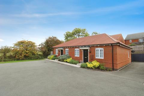 2 bedroom semi-detached bungalow for sale, John Glover Drive, Houghton-On-The-Hill, Leicester