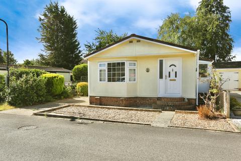 undefined, Shamblehurst Lane South, Hedge End, Southampton
