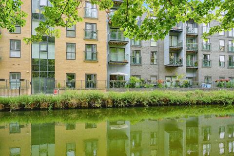 The Embankment, Nash Mills Wharf, HEMEL HEMPSTEAD