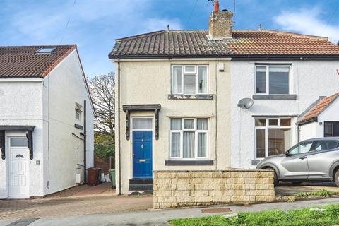 Newlaithes Gardens, Horsforth, Leeds