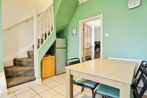 2 bedroom semi-detached house for sale, Newlaithes Gardens, Horsforth, Leeds