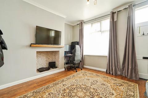 2 bedroom semi-detached house for sale, Newlaithes Gardens, Horsforth, Leeds
