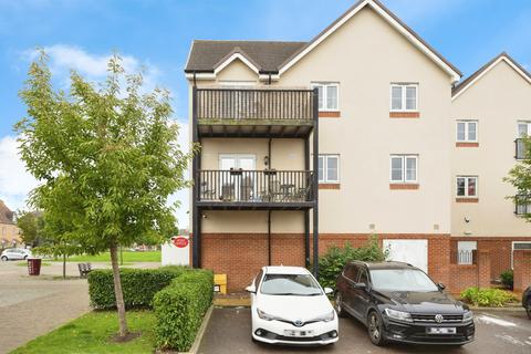 2 bedroom flat for sale, Ryeland Way, Kingsnorth, Ashford