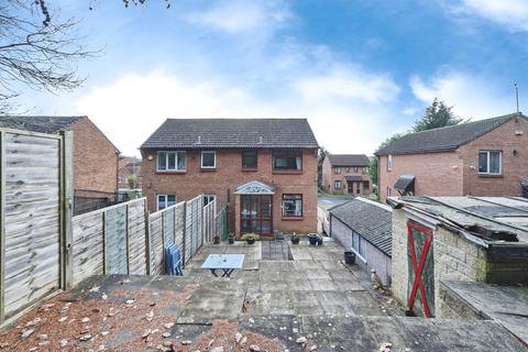 3 bedroom semi-detached house for sale, Abbeydale Gardens, Leeds