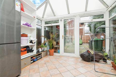 2 bedroom end of terrace house for sale, William Kerr Road, Tipton