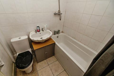 undefined, Heathfield Lane West, Wednesbury