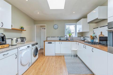 3 bedroom terraced house for sale, Layfield Road, GILLINGHAM