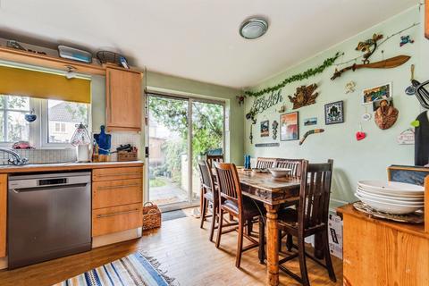 3 bedroom terraced house for sale, Augusta Close, Swindon